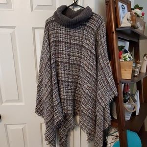 Pancho sweater